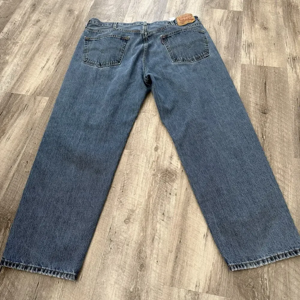 Levi’s 550 Jeans Mens Relaxed Fit Medium Wash Blue Sz 44x32 (43x31) 100% Cotton